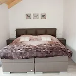 Ferienhaeuser Glueck Auf, Sauna, Hottubs Holiday home *