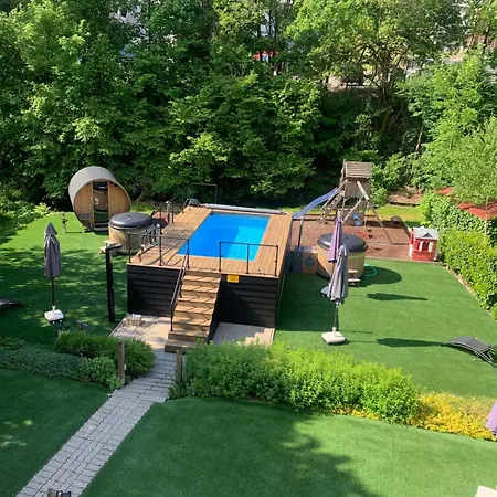 Dom wakacyjny Ferienhaeuser Glueck Auf, Sauna, Hottubs *