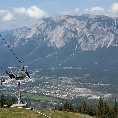 Ferienhaeuser Glueck Auf, Sauna, Hottubs Арнольдштайн