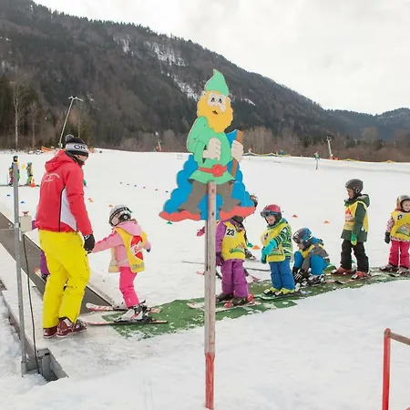 Дом отдыха Ferienhaeuser Glueck Auf, Sauna, Hottubs Арнольдштайн